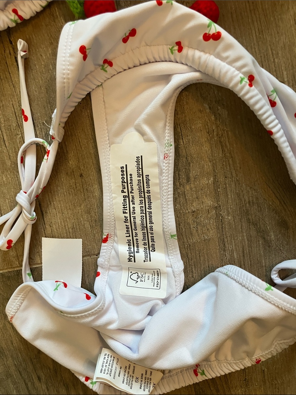 🍒Juicy Couture white bikini w/cherries all over sz XL NWT - Picture 8 of 11